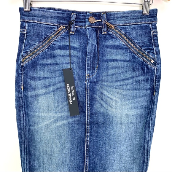 Blank NYC Denim Pencil Zipper Skirt Size 26 - Picture 3 of 16